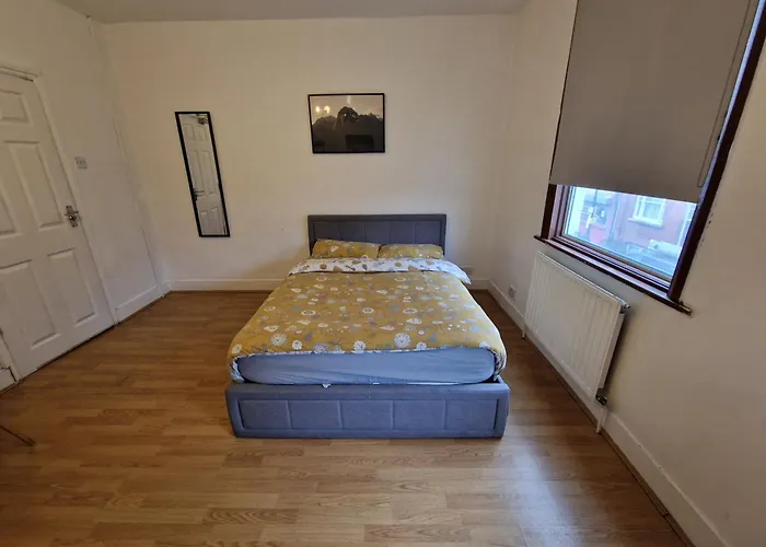 City Budget Guesthouse